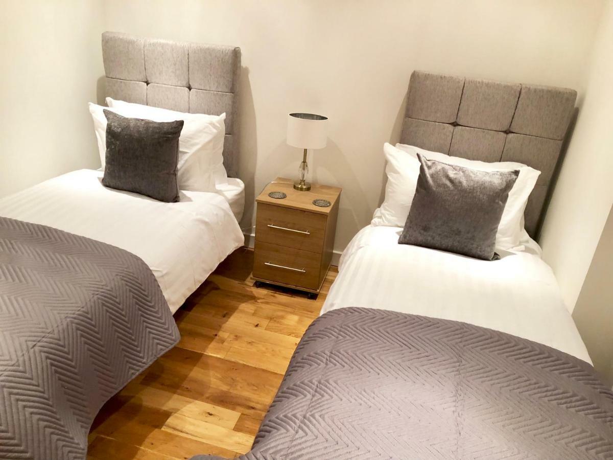 City Centre Apartment Инвернес Екстериор снимка